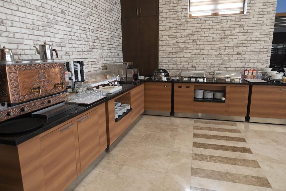Grand Itimat Hotel 데니즐리 외부 사진