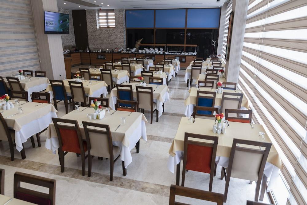 Grand Itimat Hotel 데니즐리 외부 사진