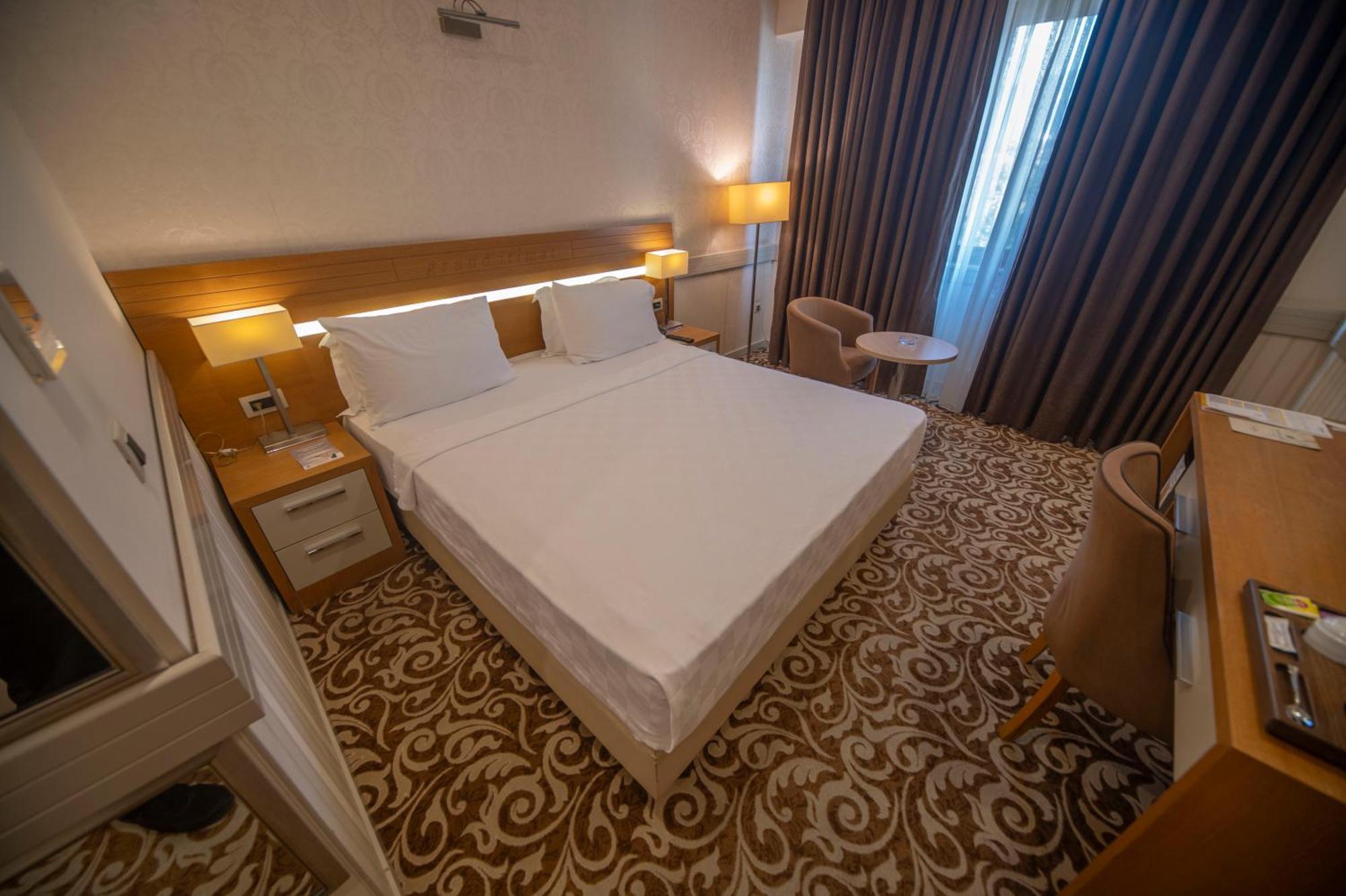 Grand Itimat Hotel 데니즐리 외부 사진