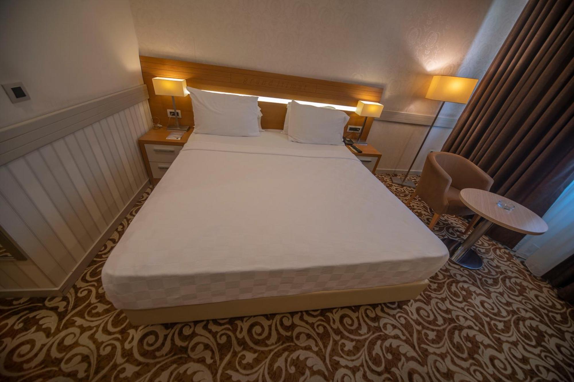 Grand Itimat Hotel 데니즐리 외부 사진