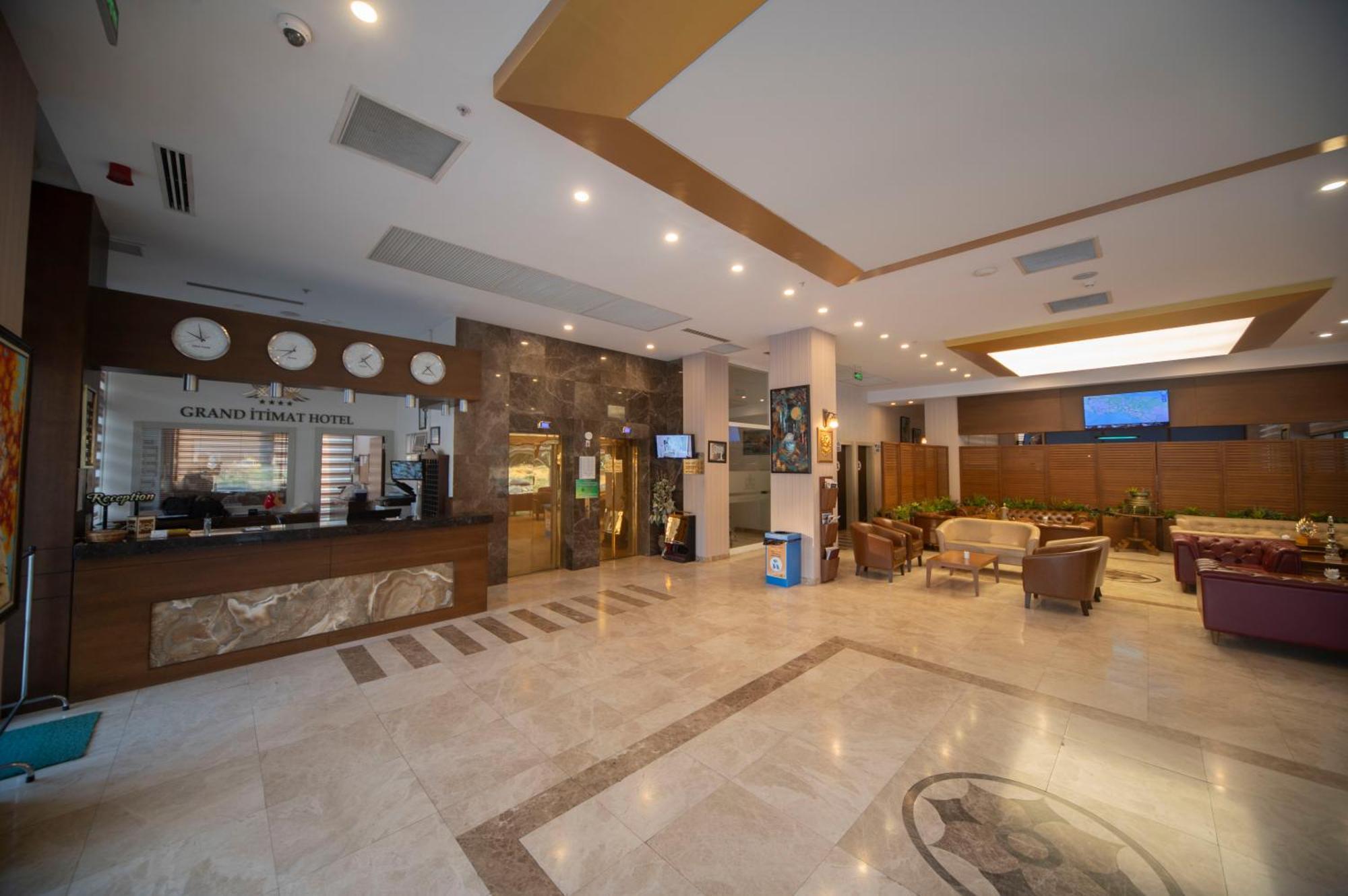 Grand Itimat Hotel 데니즐리 외부 사진