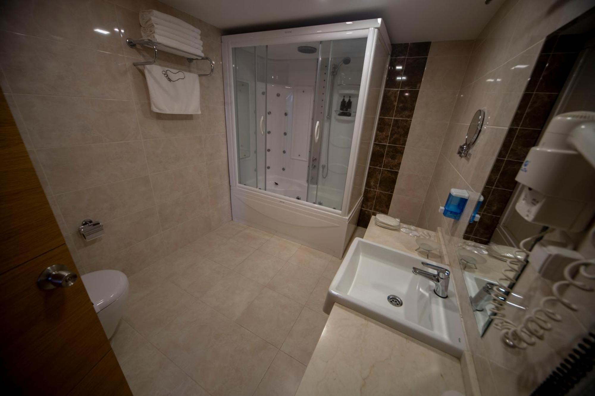 Grand Itimat Hotel 데니즐리 외부 사진