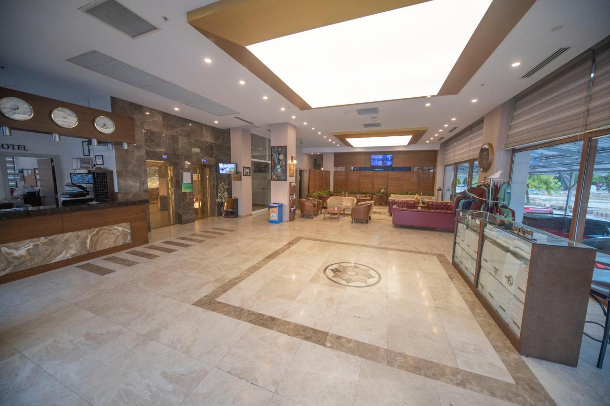 Grand Itimat Hotel 데니즐리 외부 사진
