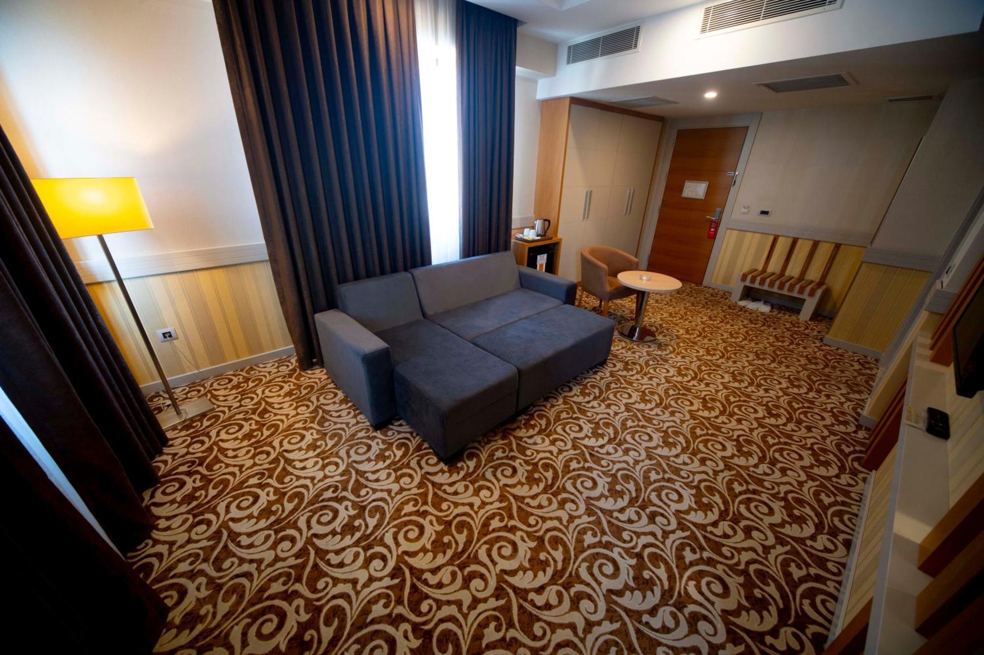 Grand Itimat Hotel 데니즐리 외부 사진